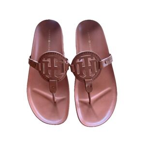 Tommy Hilfiger Medallion Thong Sandals Logo Cut Out Brown Flip Flops Size 7M
